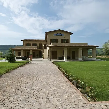 Alloggio per agriturismo Moresco Agriturismo *
