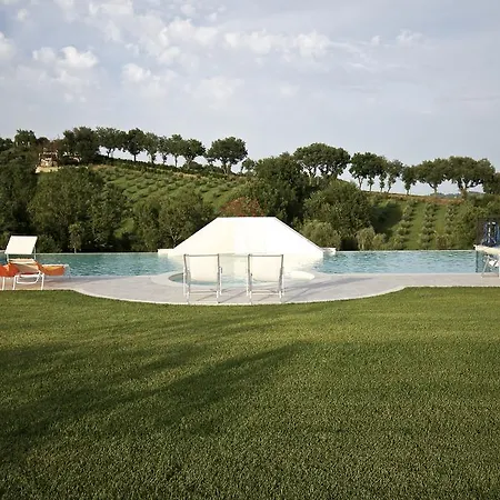 Moresco Agriturismo Κατάλυμα σε φάρμα